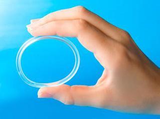 Moderada eficacia preventiva de un anillo vaginal microbicida, especialmente entre las participantes más&nbsp;jóvenes