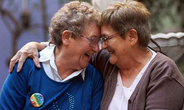 En el día de las personas mayores, SOMOS recuerda que las personas LGTBI mayores no son el&nbsp;pasado